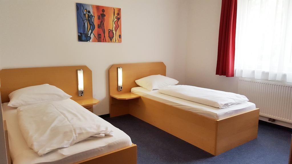 G&K Hotel Guntramsdorf Rom bilde