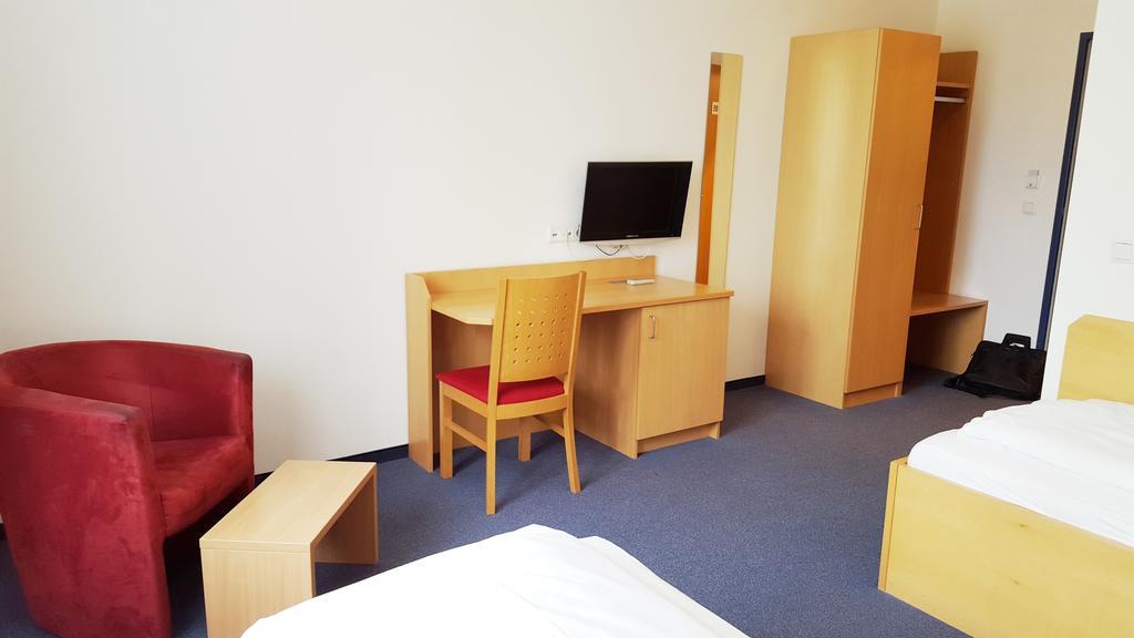 G&K Hotel Guntramsdorf Rom bilde