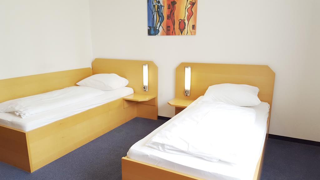 G&K Hotel Guntramsdorf Rom bilde