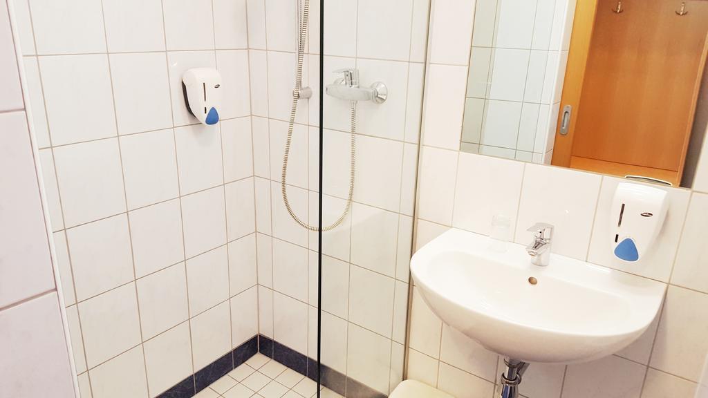 G&K Hotel Guntramsdorf Eksteriør bilde