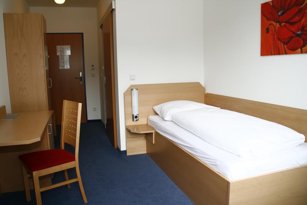 G&K Hotel Guntramsdorf Rom bilde